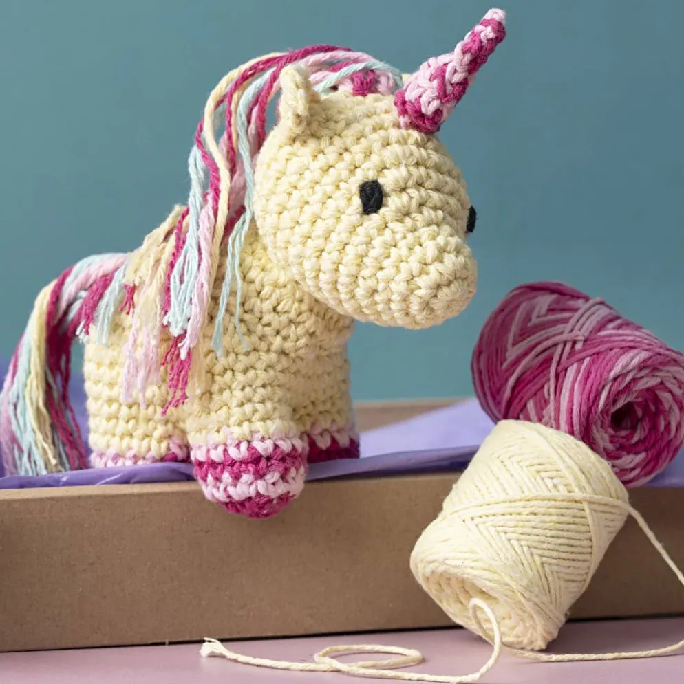 DIY Kit Amigurumi , Enhörning, regnbågsfärger, 1 förp.