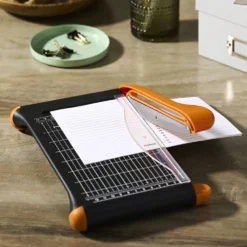 Fiskars skärmaskin för papper, 1 st.