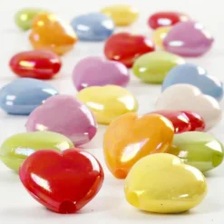 Hjärtpärlor, stl. 25x15 mm, Hålstl. 3 mm, ca. 100 st., 70 g, 125 ml/ 1 förp.
