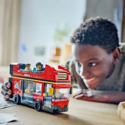 LEGO® City röd dubbeldäckare, 384 delar/ 1 förp.