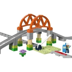 LEGO® DUPLO® utbyggnadsset för järnvägsbro och spår, 42 delar/ 1 förp.