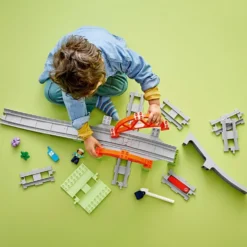 LEGO® DUPLO® utbyggnadsset för järnvägsbro och spår, 42 delar/ 1 förp.