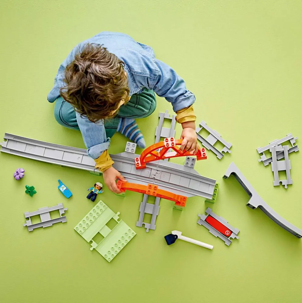 LEGO® DUPLO® utbyggnadsset för järnvägsbro och spår, 42 delar/ 1 förp.