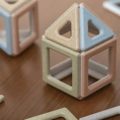 Polydron Eco Magnetisk, dova färger, 72 delar/ 1 set